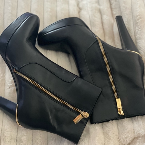 - Michael Michael Kors Georgia Platform Black Leather Ankle Boot Size 8.5 - Picture 2 of 8